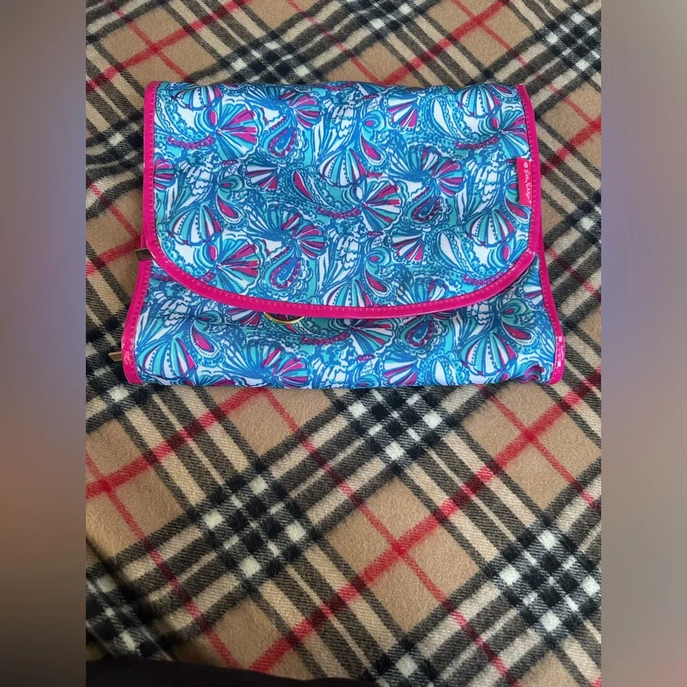 Lilly Pulitzer Target hanging valet makeup toiletry travel bag(see all photos) - Picture 2 of 10